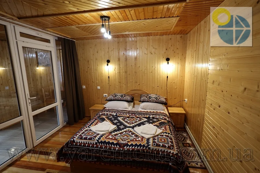 Яремче Гостинний двір Яблучко