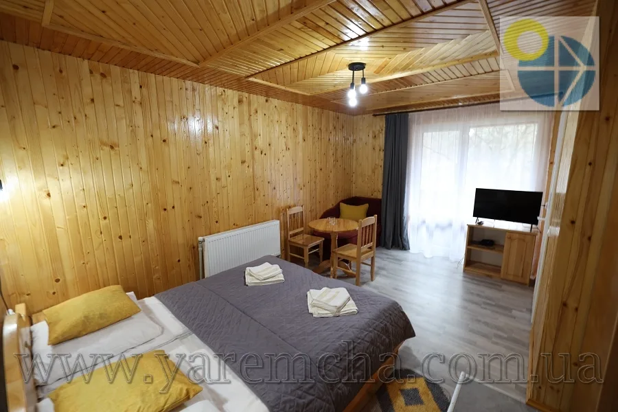 Яремче Гостинний двір Яблучко