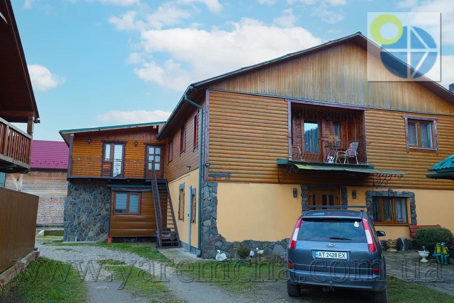 Микуличин.Частная усадьба Жоржина