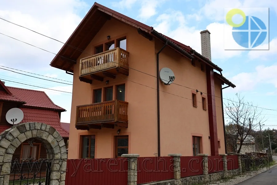 Микуличин Котедж Ангеліна.