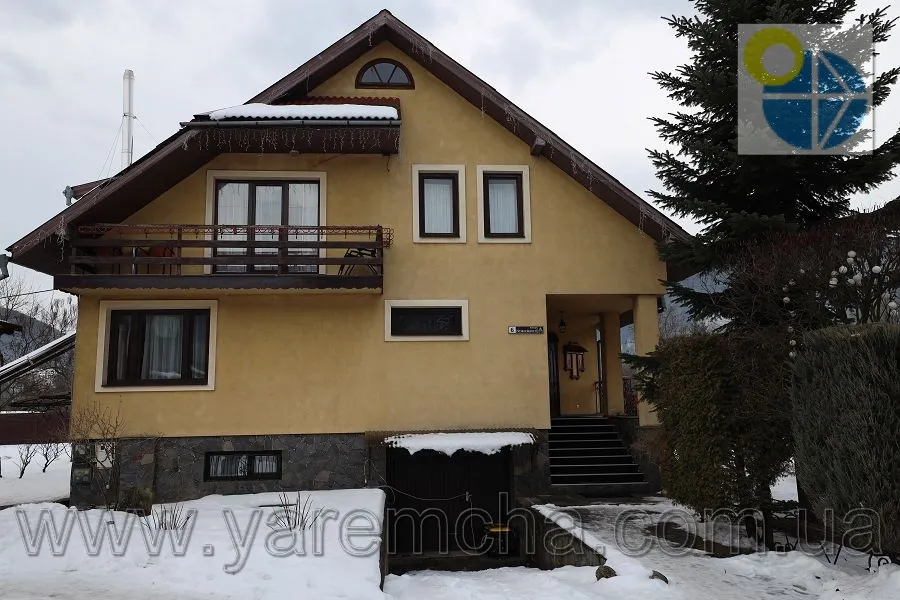 Татарів.Приватна садиба Прутець.