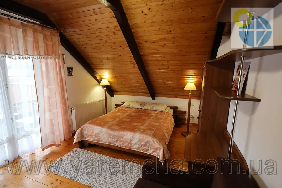 Татарів.Приватна садиба Прутець