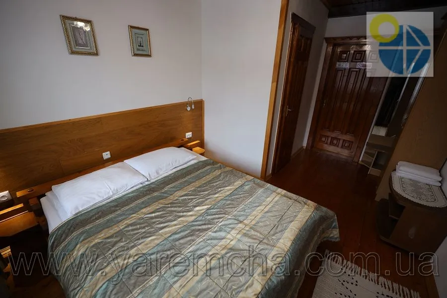 Татарів.Приватна садиба Прутець