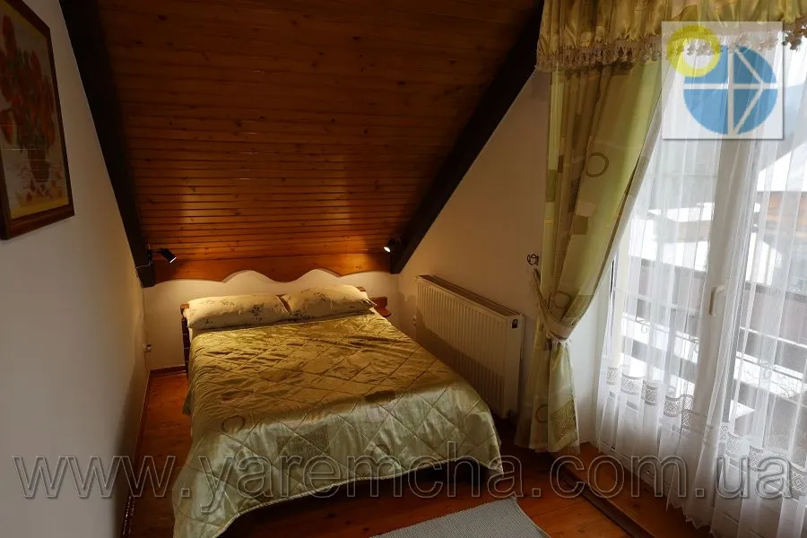 Татарів.Приватна садиба Прутець