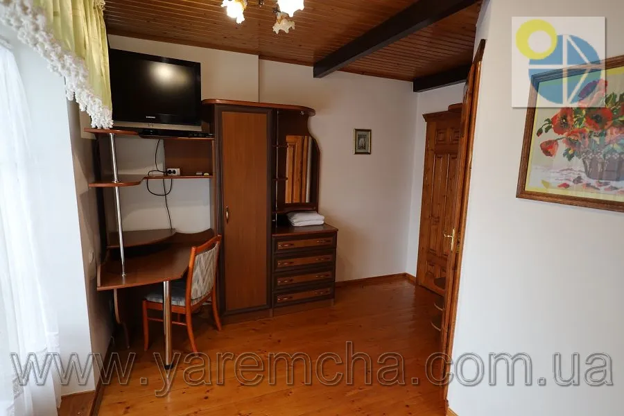 Татарів.Приватна садиба Прутець