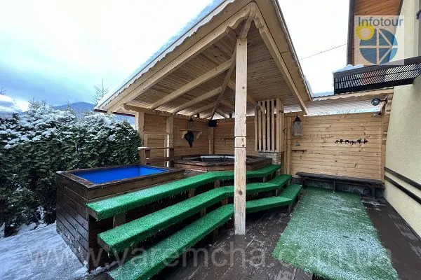 Татарів.Приватна садиба Прутець.