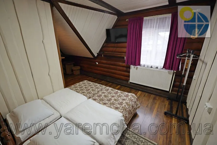 Татарів.Гостинний двір Файний