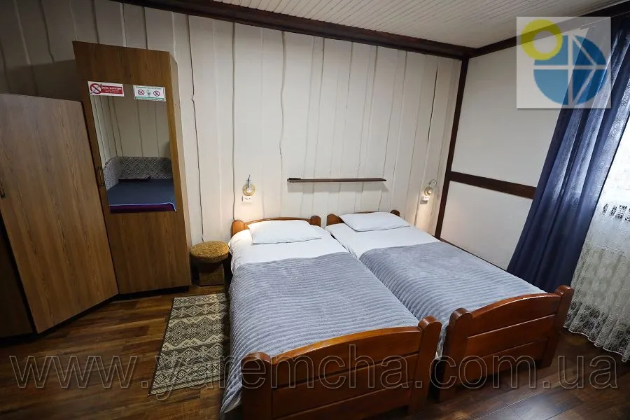 Татарів.Гостинний двір Файний